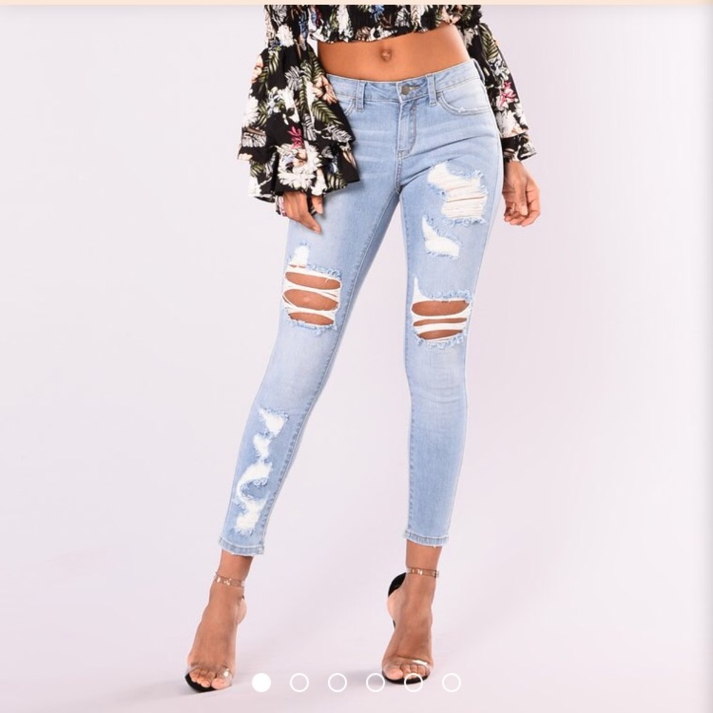 Fashion nova jeans